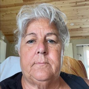 Meet your Posher, Betsy